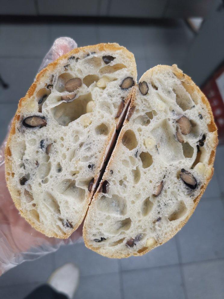 恰巴塔/黑豆松子恰巴塔85%含水量