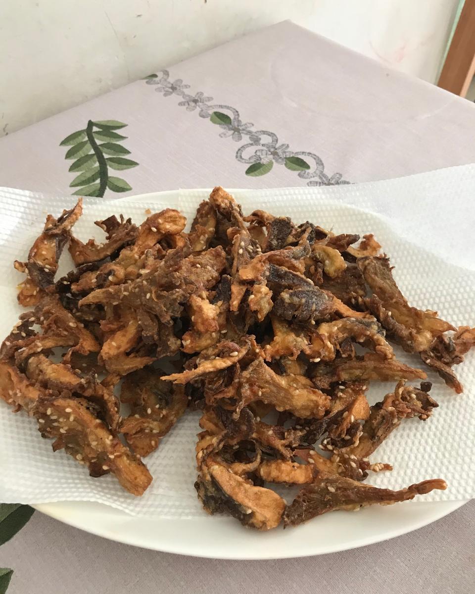 🔥一吃就停不下嘴❗️比肉还好吃～香酥五香平菇