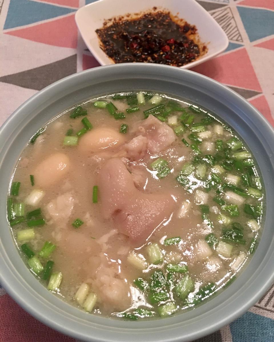 老妈蹄花汤