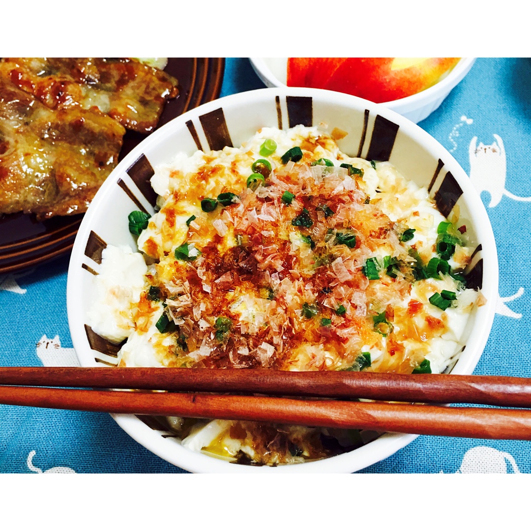 花的懒人料理之明太子豆腐丼