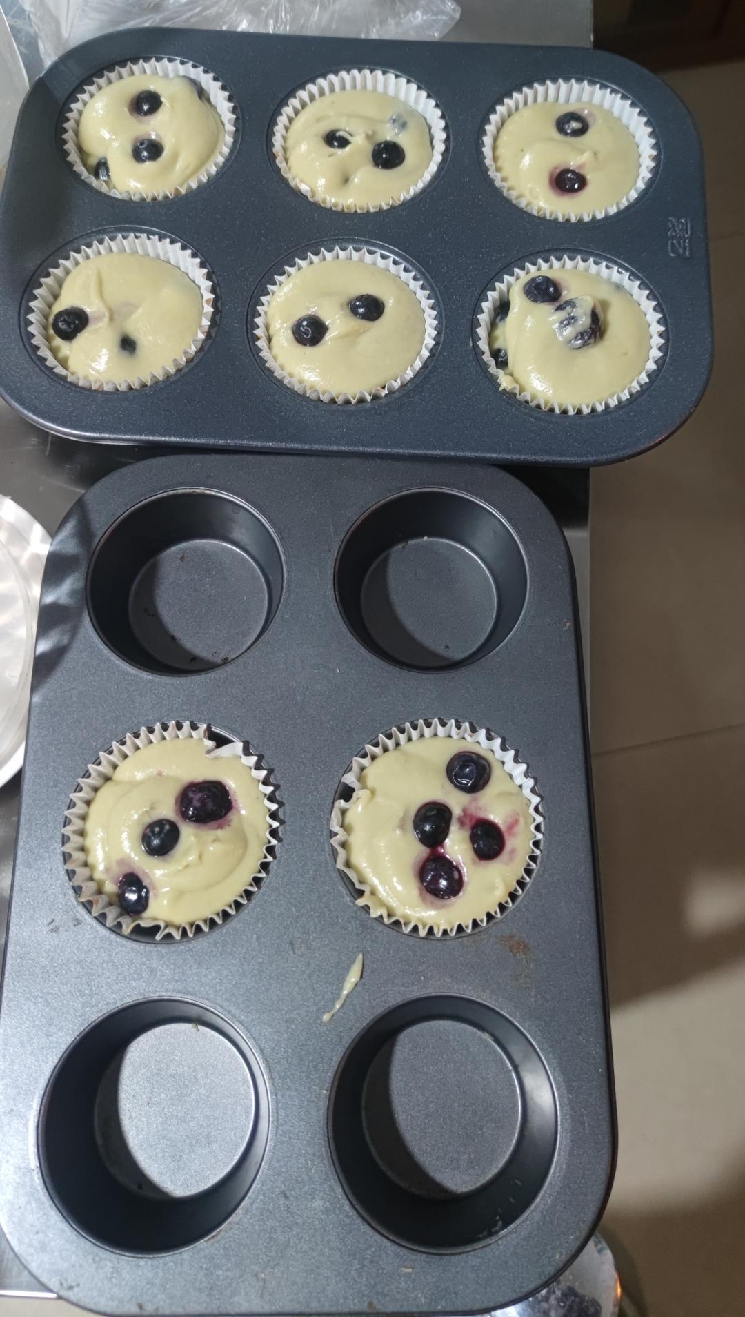 会爆浆的蓝莓玛芬蛋糕