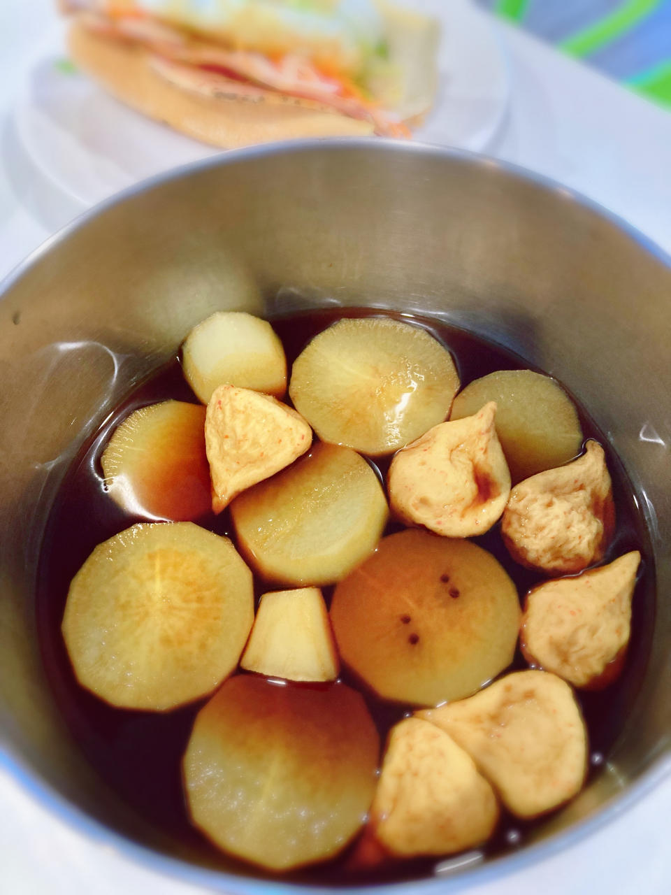 便利店关东煮萝卜