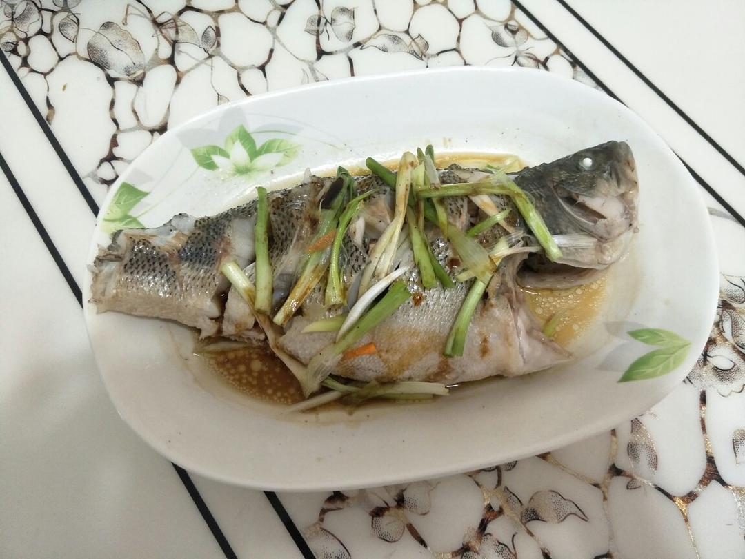清蒸鲈鱼