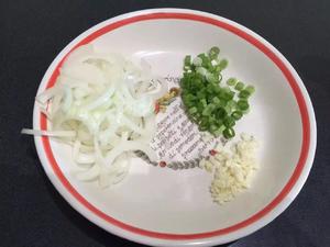 韩式鳀鱼海带豆芽汤的做法 步骤2