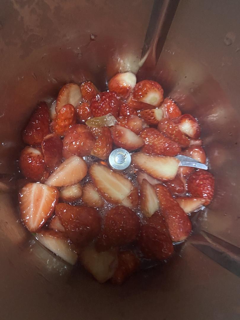 小美版大颗粒草莓酱