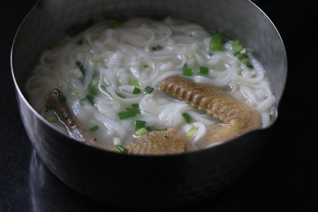 鸽子汤米面