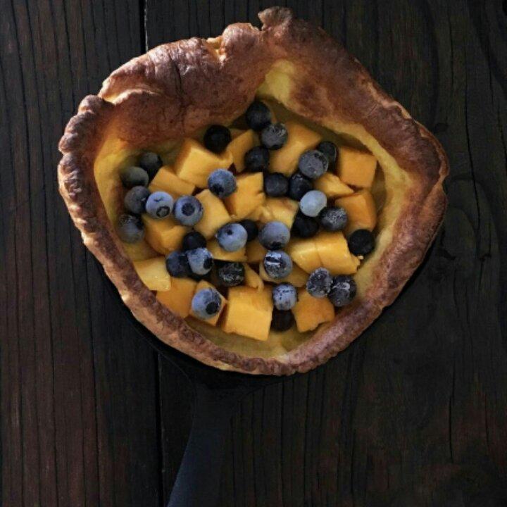 Dutch baby pancake