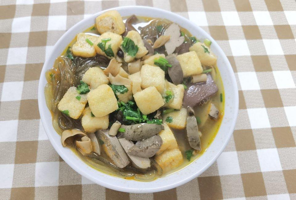 比店里还要好吃正宗的南京鸭血粉丝汤