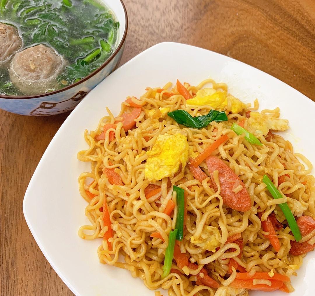 炒方便面￨幸福感爆棚