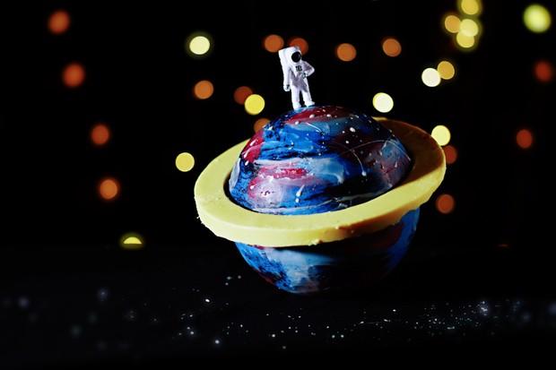 星球慕斯蛋糕的做法