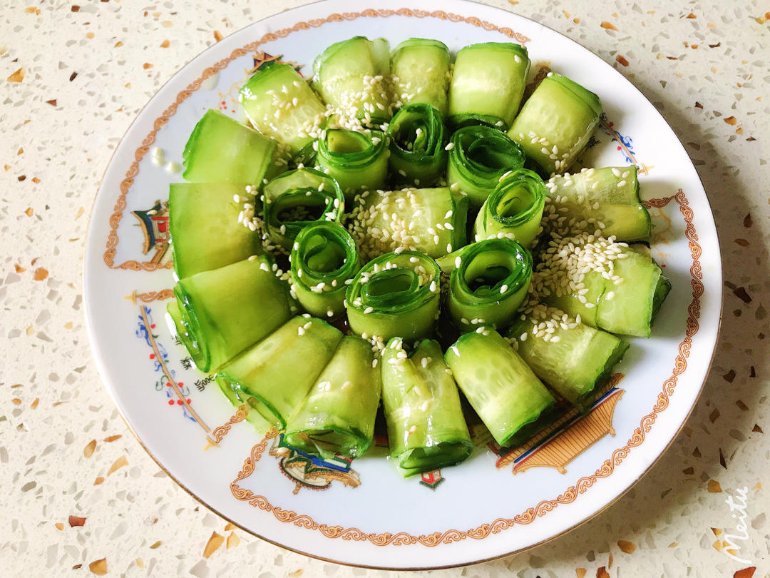 响油黄瓜卷
