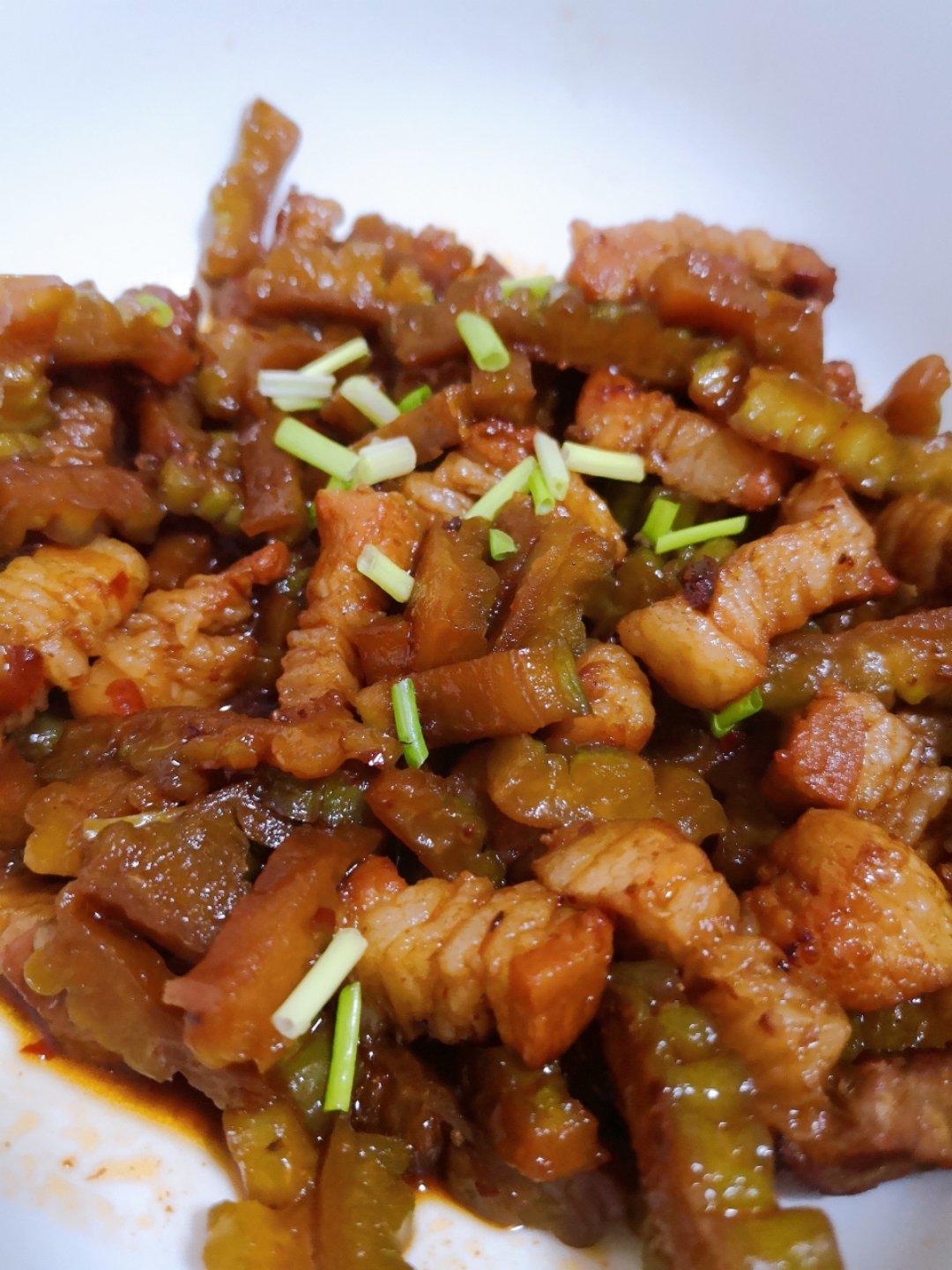 苦瓜红烧肉