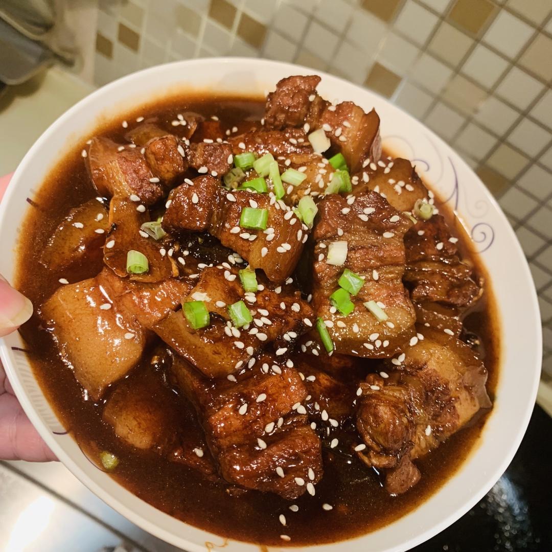私房红烧肉 垂涎三尺软糯无比