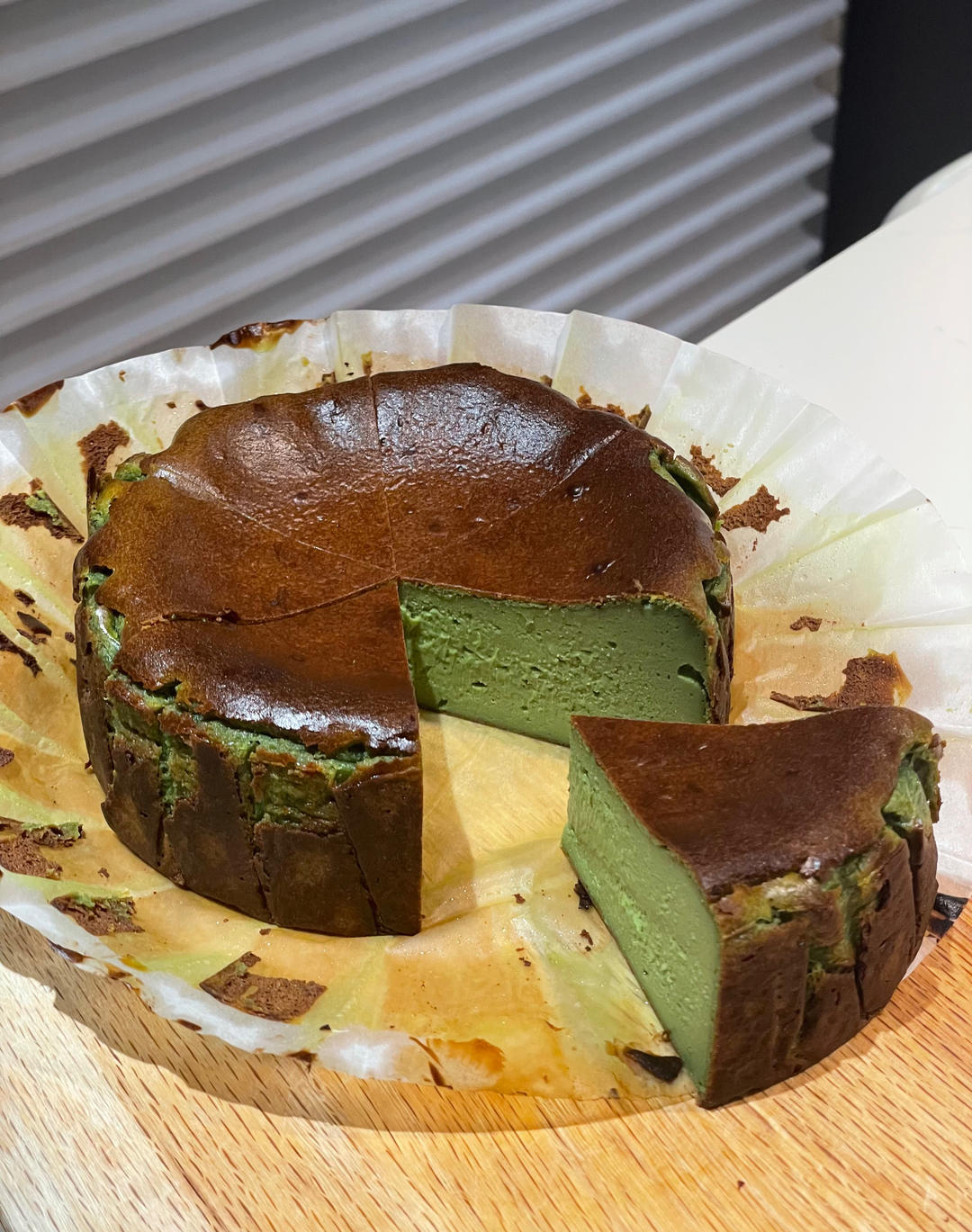 开心果巴斯克芝士蛋糕