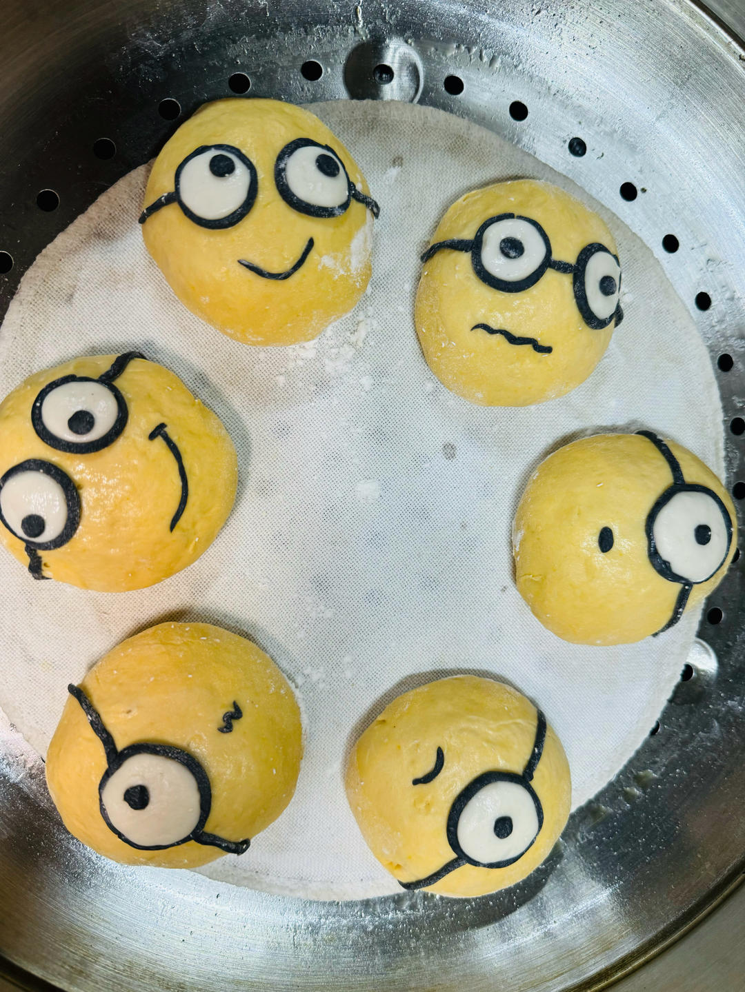 【原创】小黄人紫薯馅南瓜包子