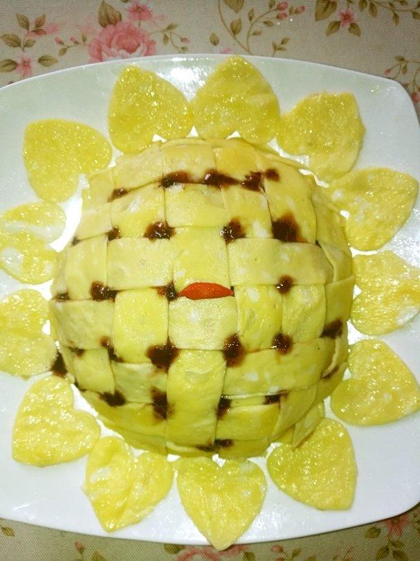 向日葵鲜虾蛋包饭