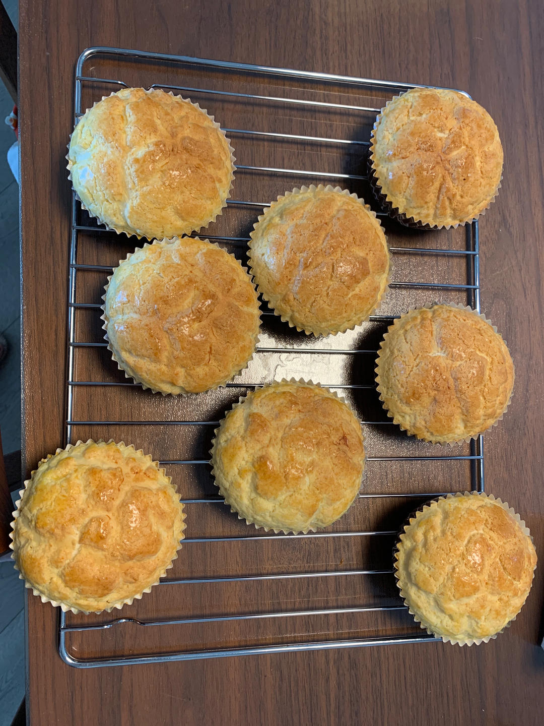 酥皮脆皮香爆菠萝包|台式港式日式min版