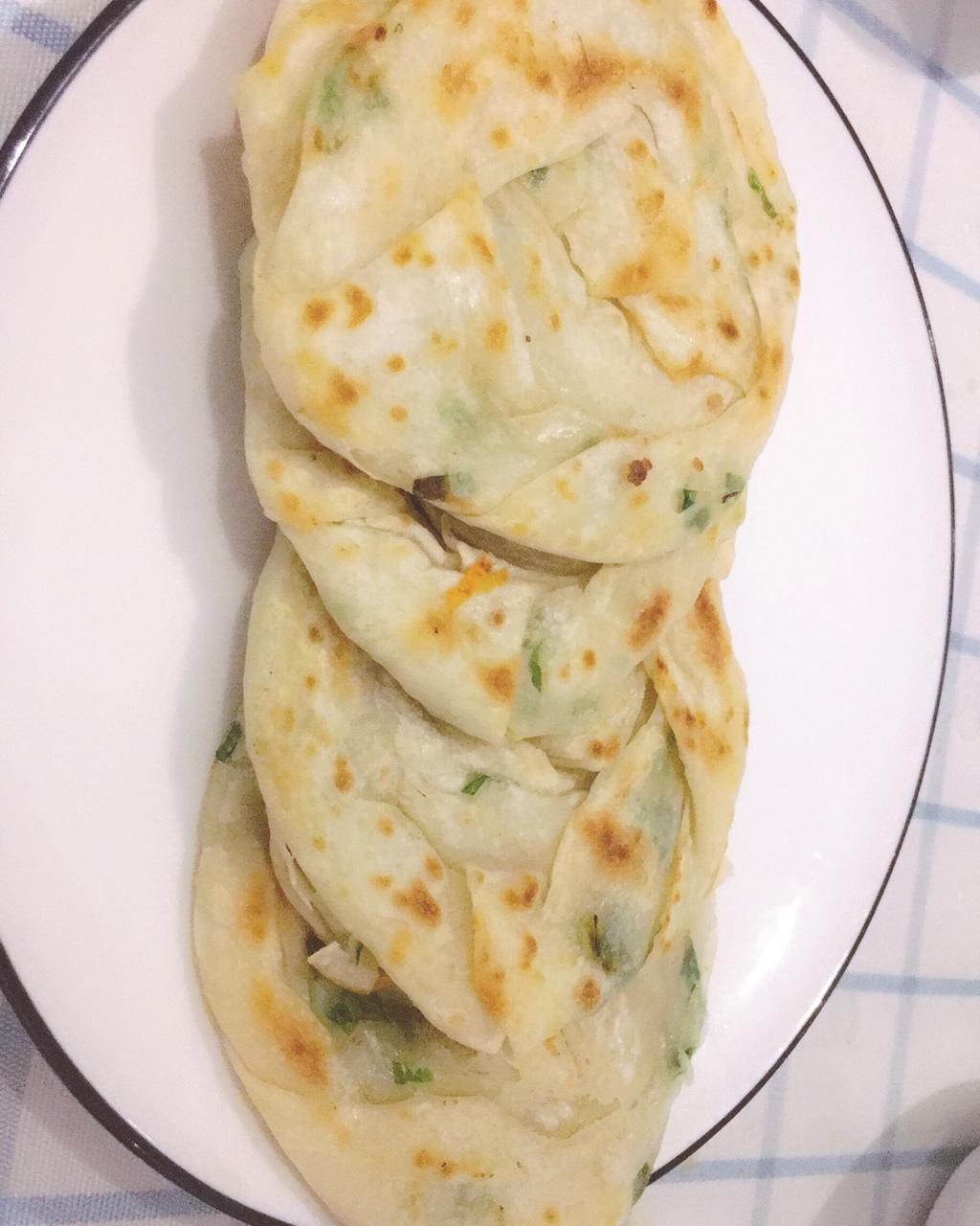 小馄饨皮葱油饼