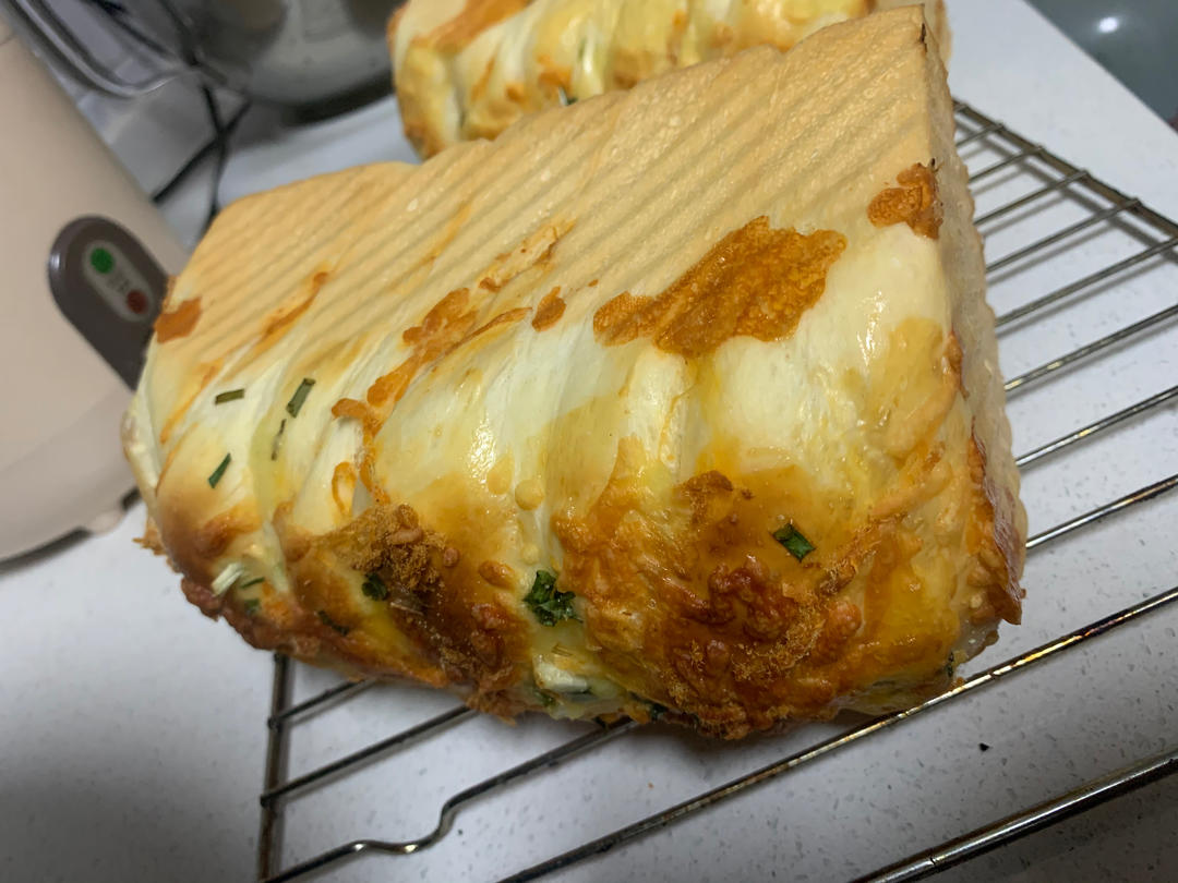 肉松吐司【超多料香爆马苏里拉】