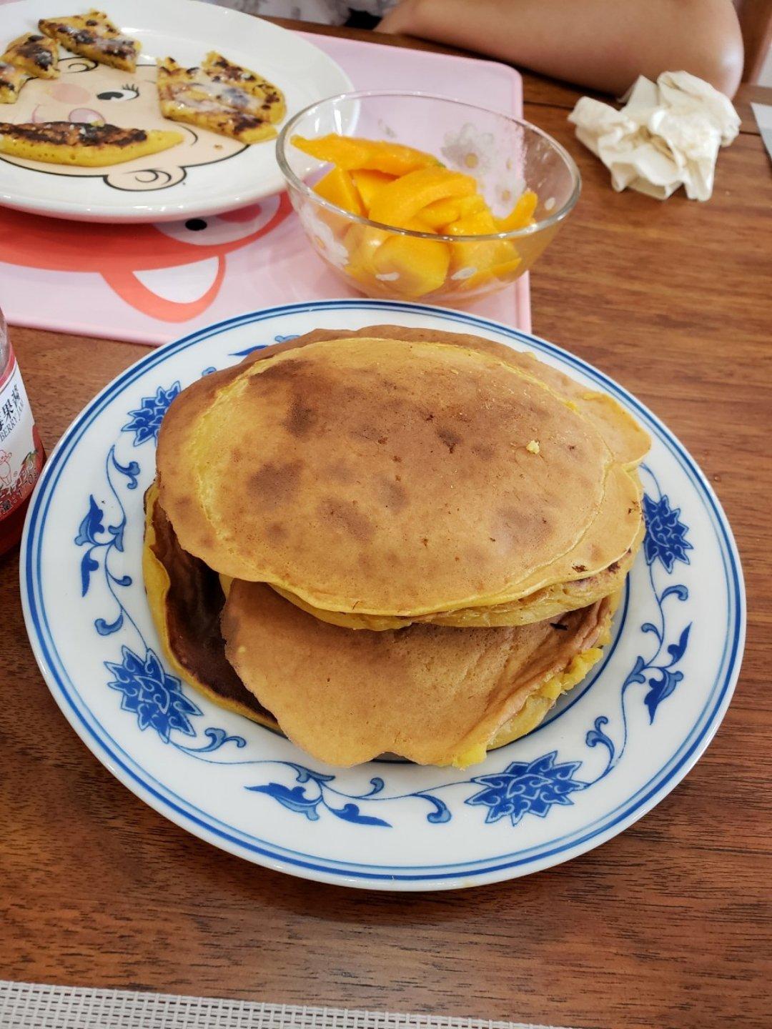 【减脂早餐】无油香蕉松饼（超简单）