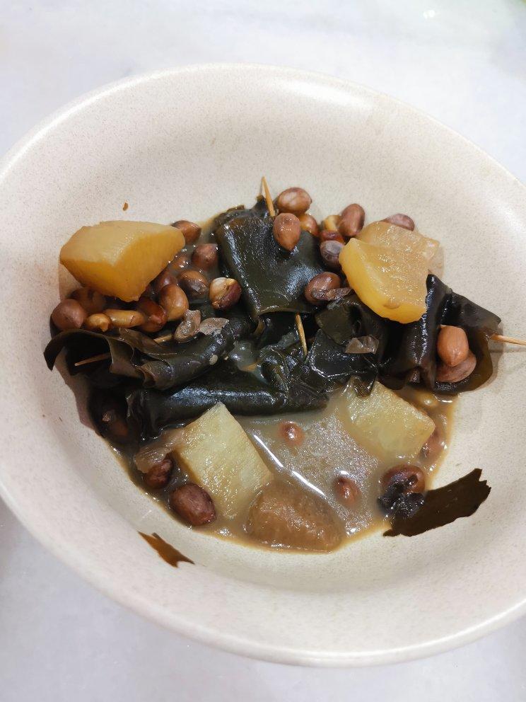 花生海带焖萝卜