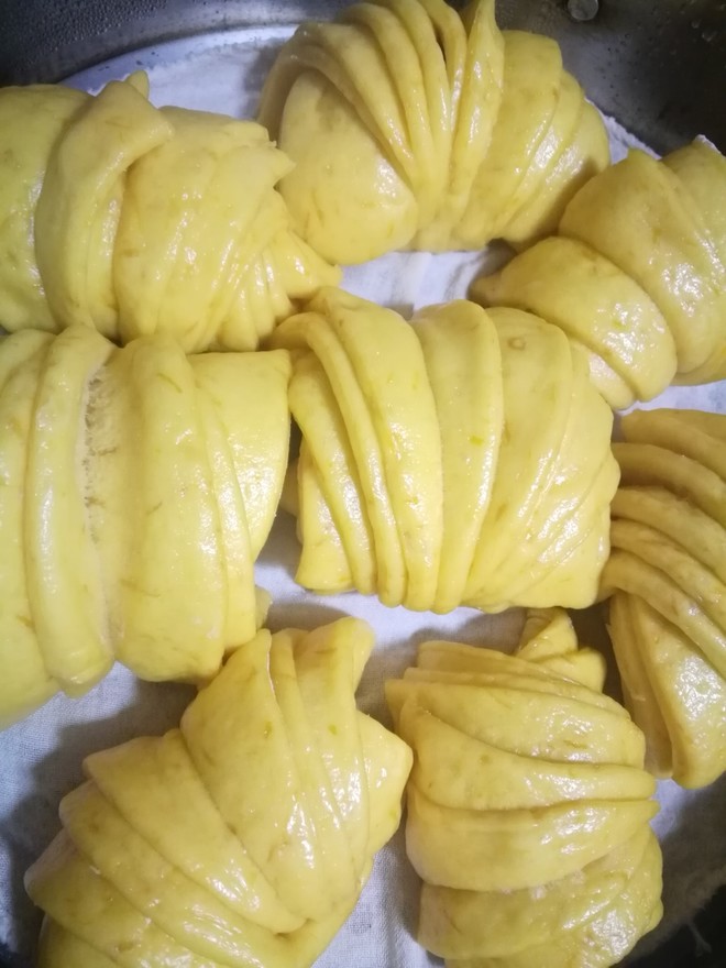 南瓜花卷的做法步骤图 南瓜花卷怎么做好吃 唯美食物 下厨房 南瓜花卷的做法步骤图 南瓜花卷怎么做好吃 唯美食物 下厨房