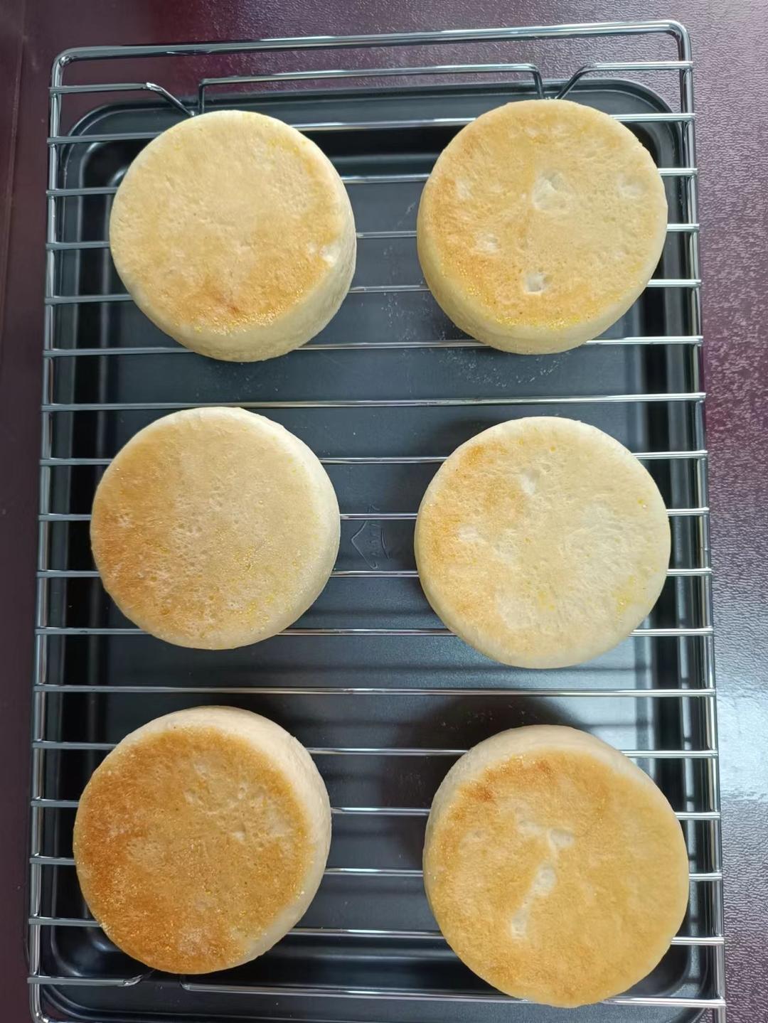 猪柳蛋麦满分 —英式玛芬胚English muffin