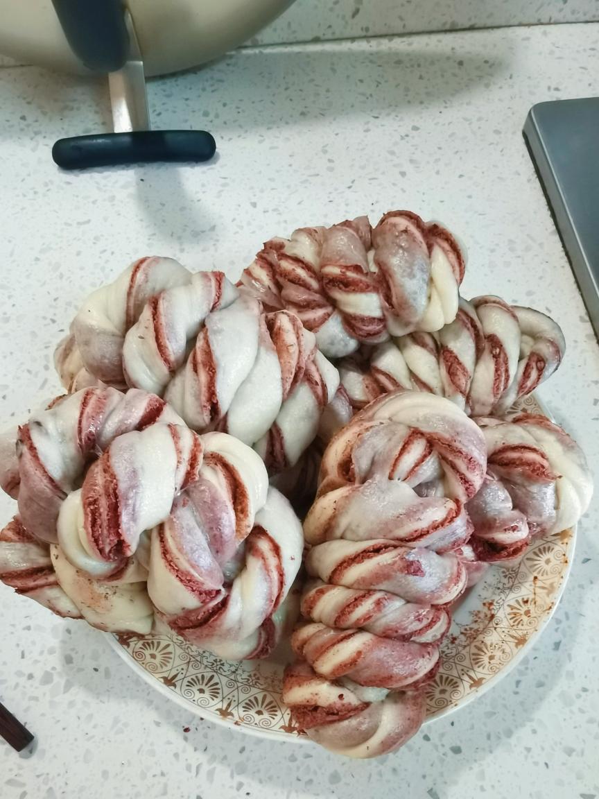 豆沙花卷