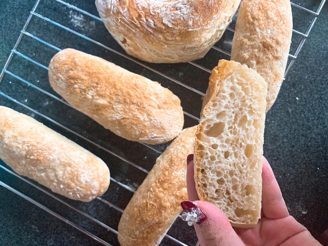 香脆健康的全麦法棍Whole Wheat Baguette