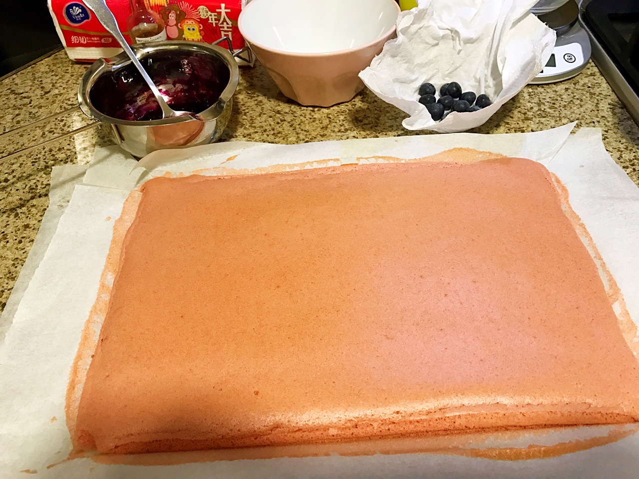 粉玫瑰蓝莓乳酪🌀蛋糕的做法 步骤7