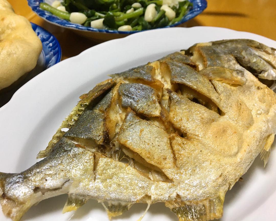 香煎金鲳鱼(金仓)