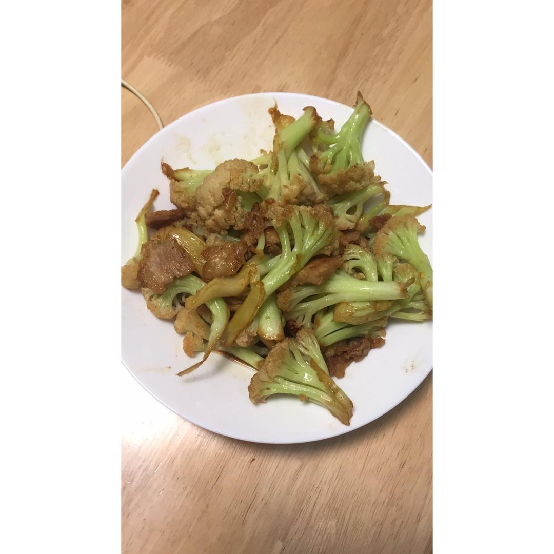 老丁的私房菜-干锅花菜