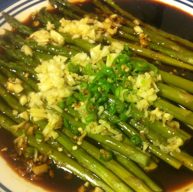 鲜味油淋芦笋