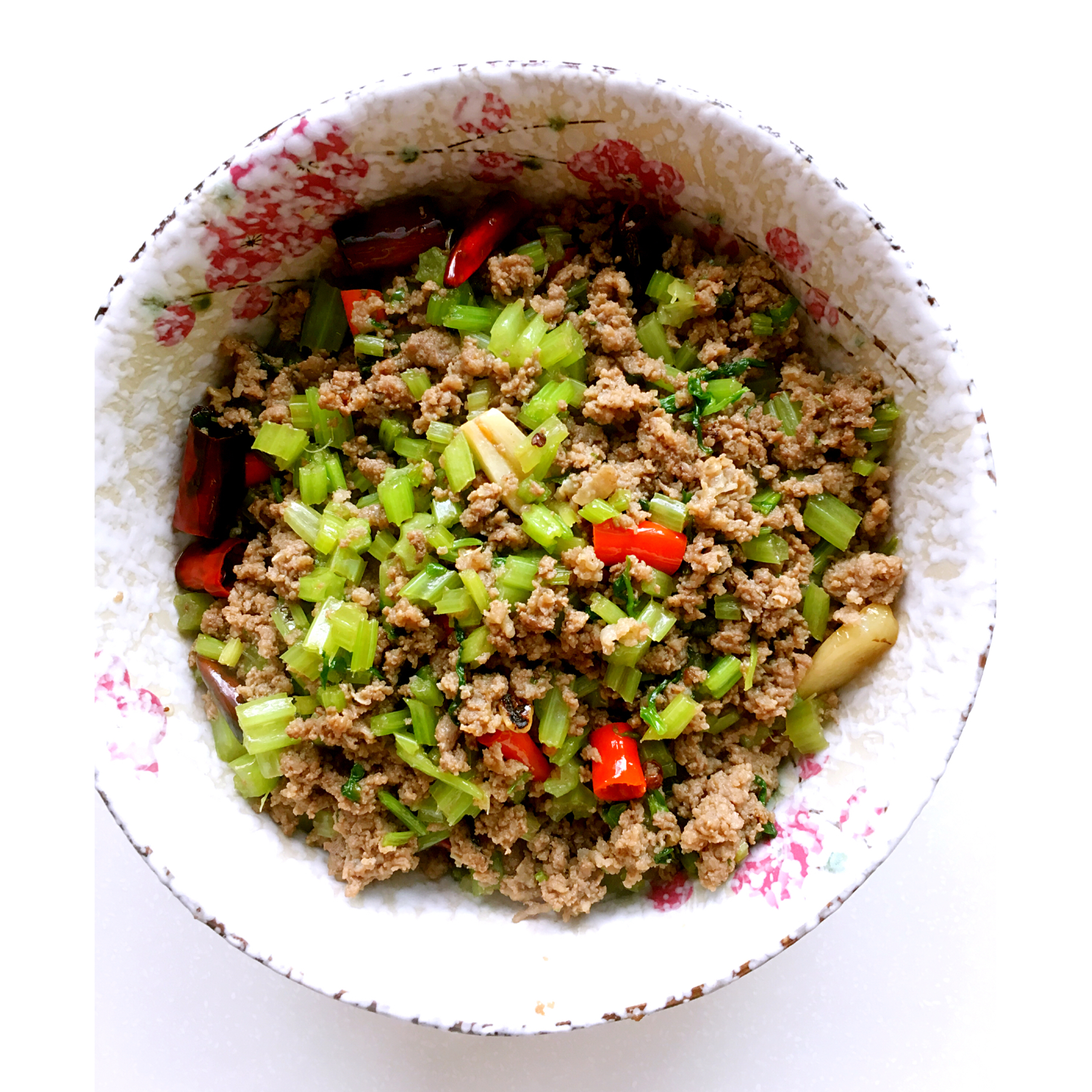 芹菜牛肉末「下饭神器」