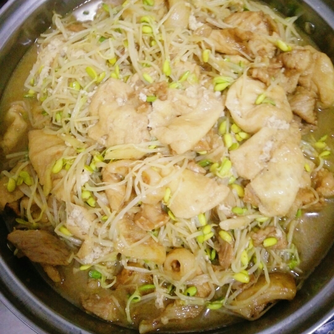 黄豆芽炒油豆腐
