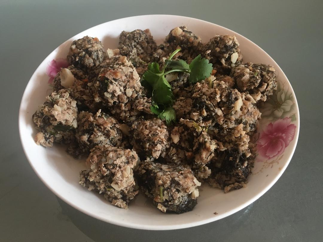 金针菇蒸发菜丸子
