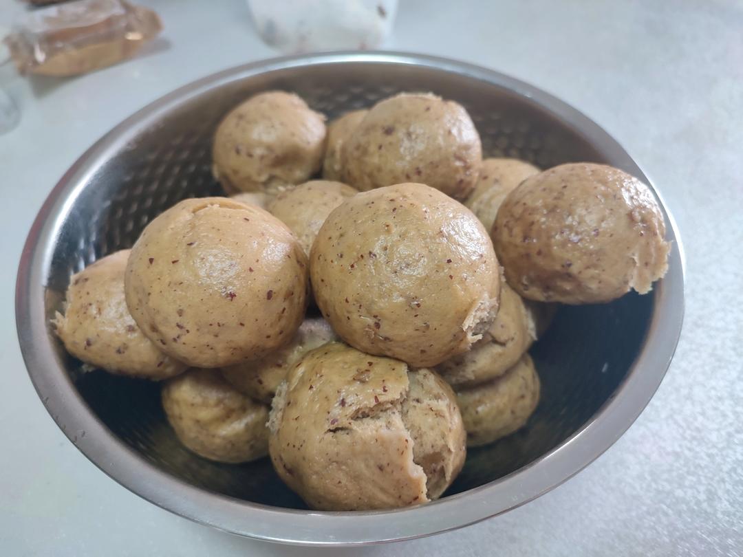 大人孩子都爱的红枣馒头