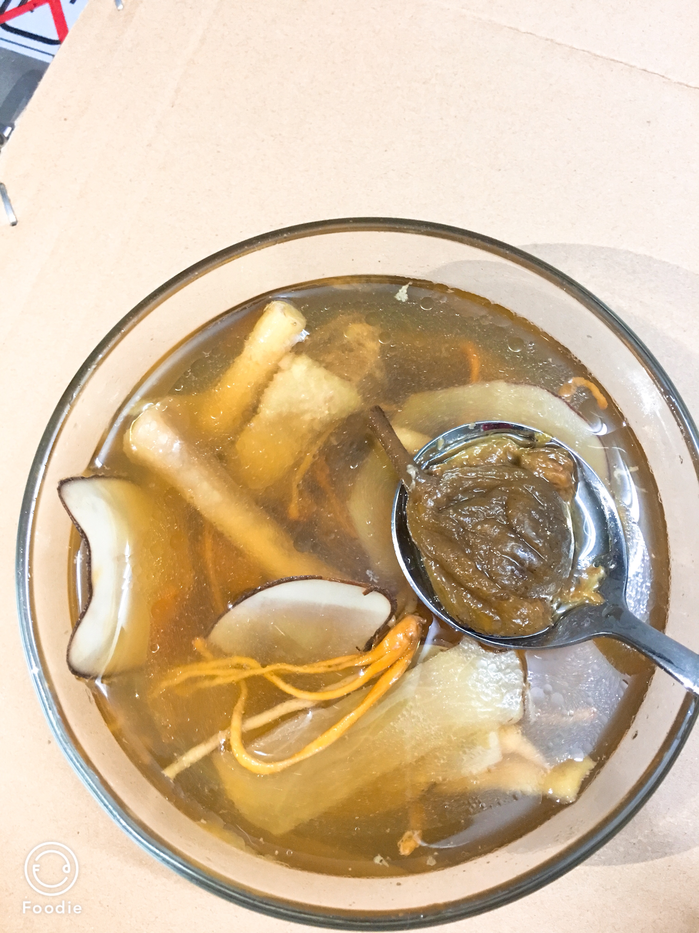 广式靓汤—无花果干虫草花海底椰鸡汤的做法 步骤6