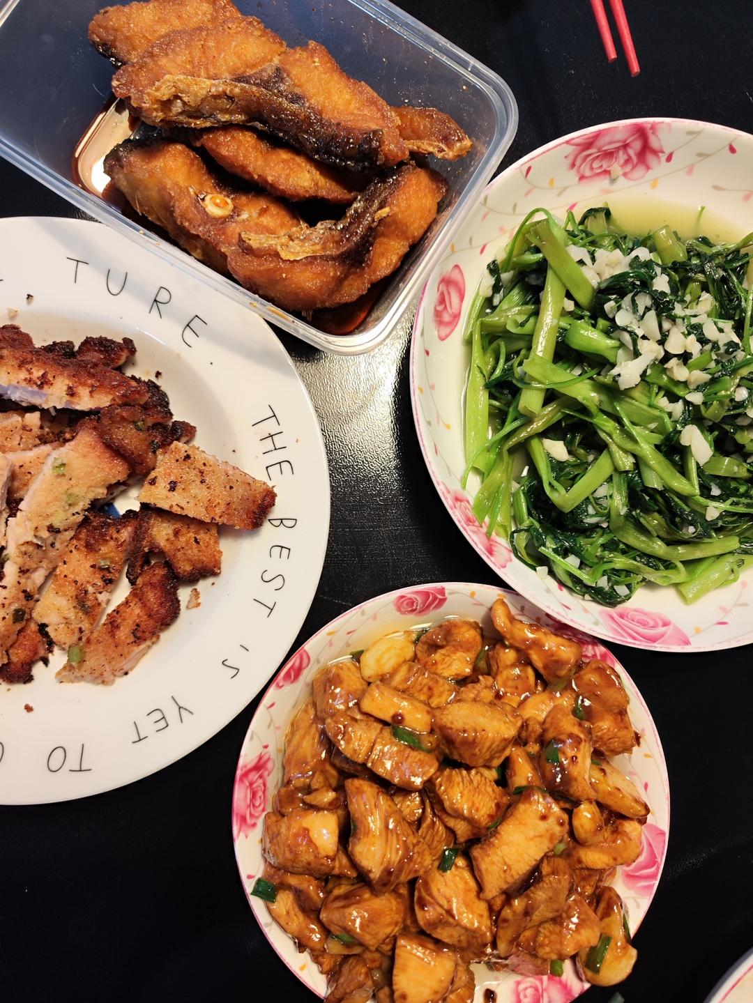 低脂高蛋白！鲜嫩好吃蒜香鸡胸肉！快试试！