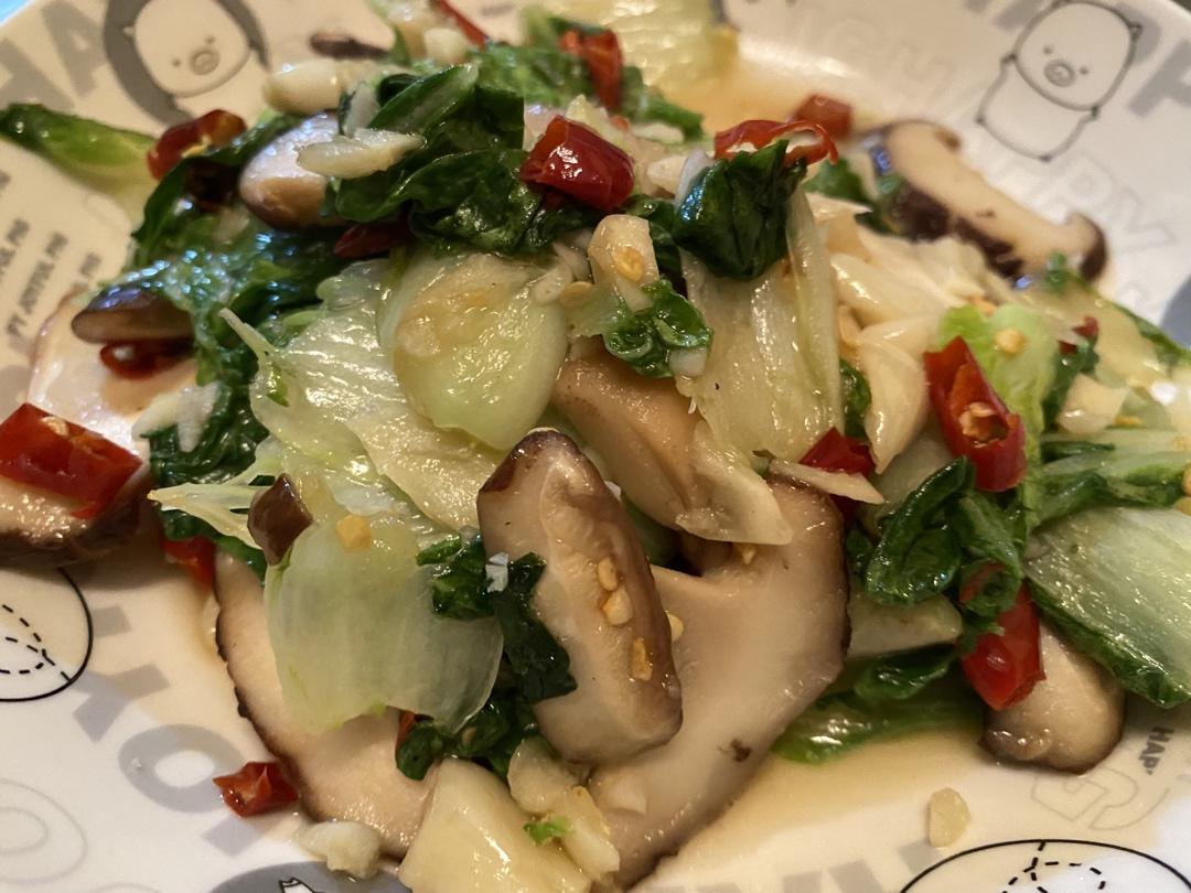 青菜烧香菇