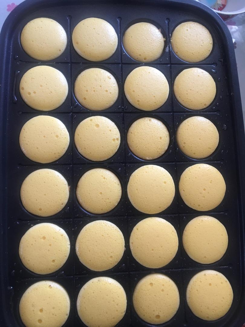 不回缩的迷你戚风小纸杯蛋糕