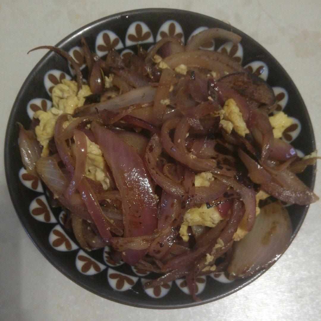 洋葱炒鸡蛋