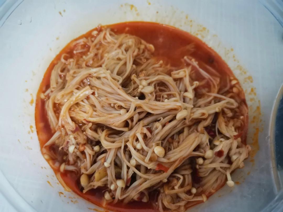 超下饭的炒金针菇！！