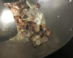 腊肉花菜的做法 步骤3