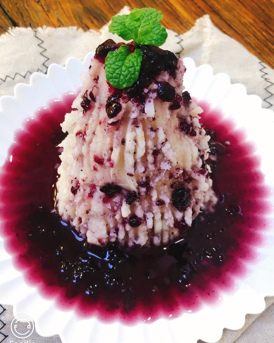 华妞爱绿苹果做的蓝莓山药泥