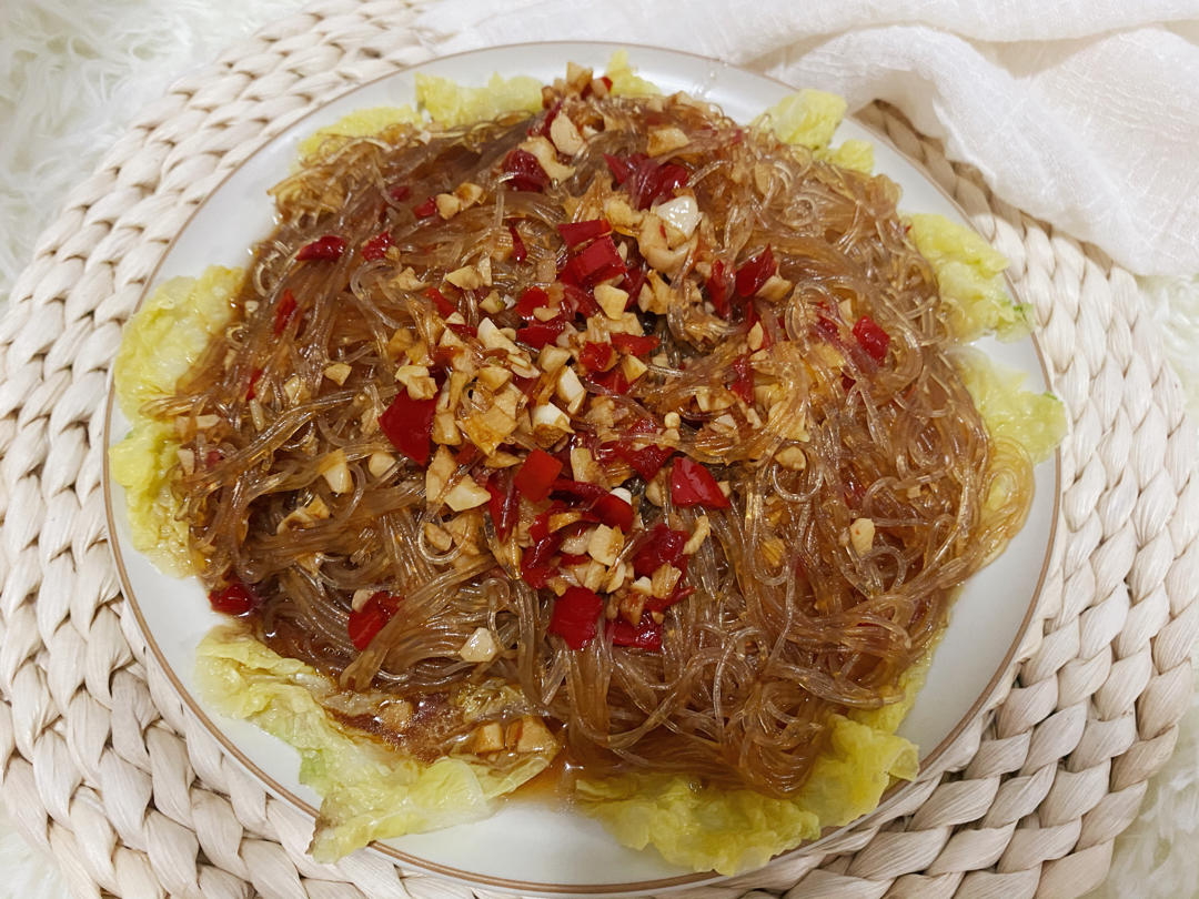 家常菜|蒜蓉蒸金针菇粉丝娃娃菜拼盘