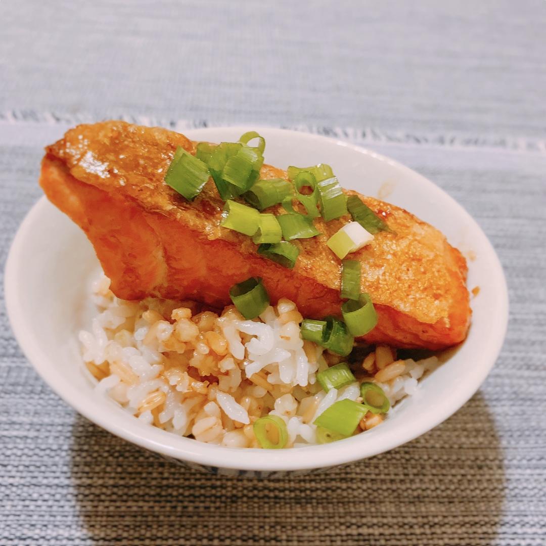 中式照烧三文鱼，即使全熟也好吃【喃猫料理日常】