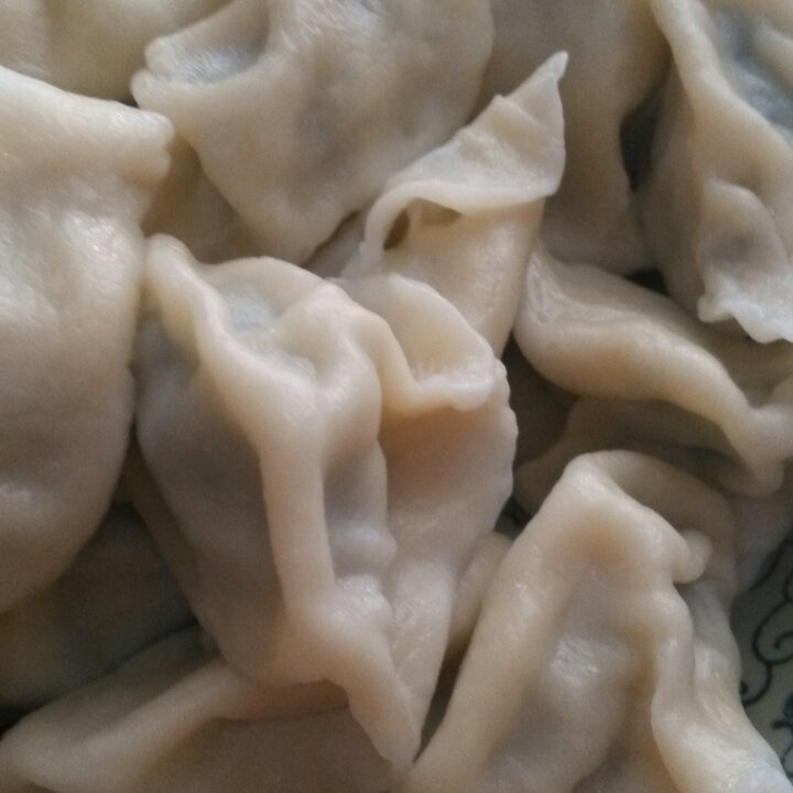 芹菜胡萝卜猪肉水饺