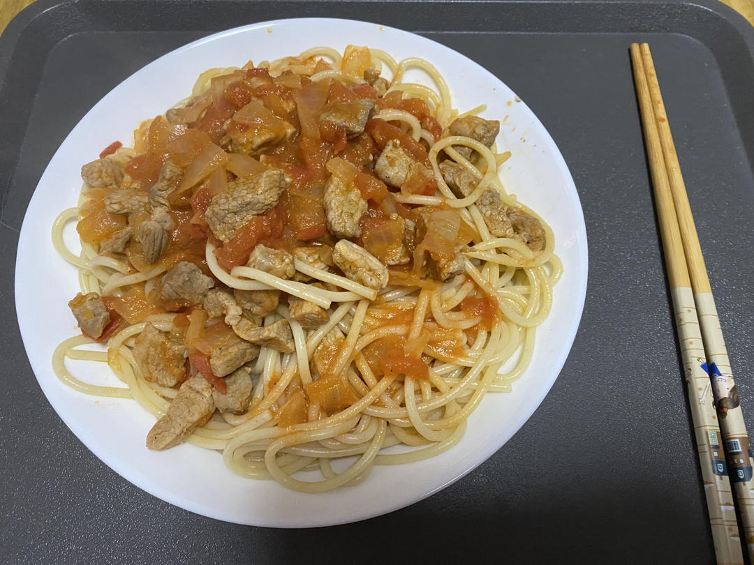 （完胜必胜客的）番茄肉酱意大利面～