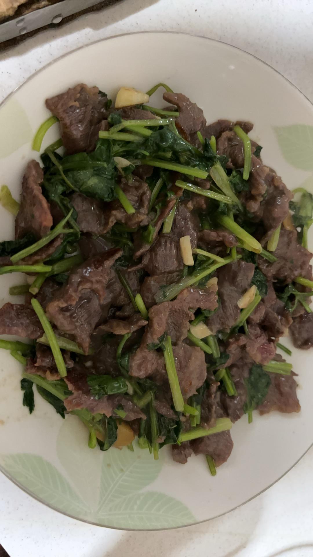 香菜牛肉